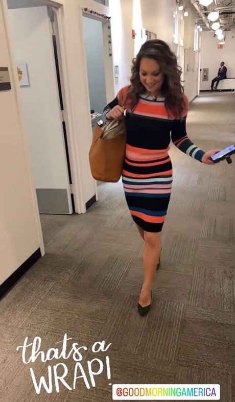 Hot News Weather Babes model nude gallery