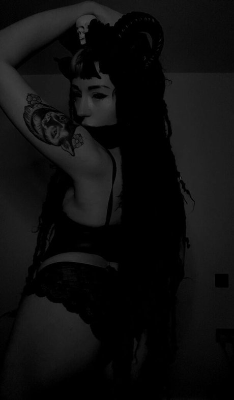 Almalexia porn model archive