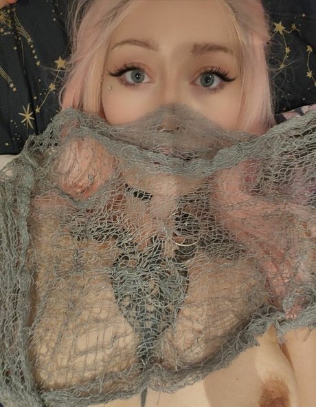 Almalexia porn model image