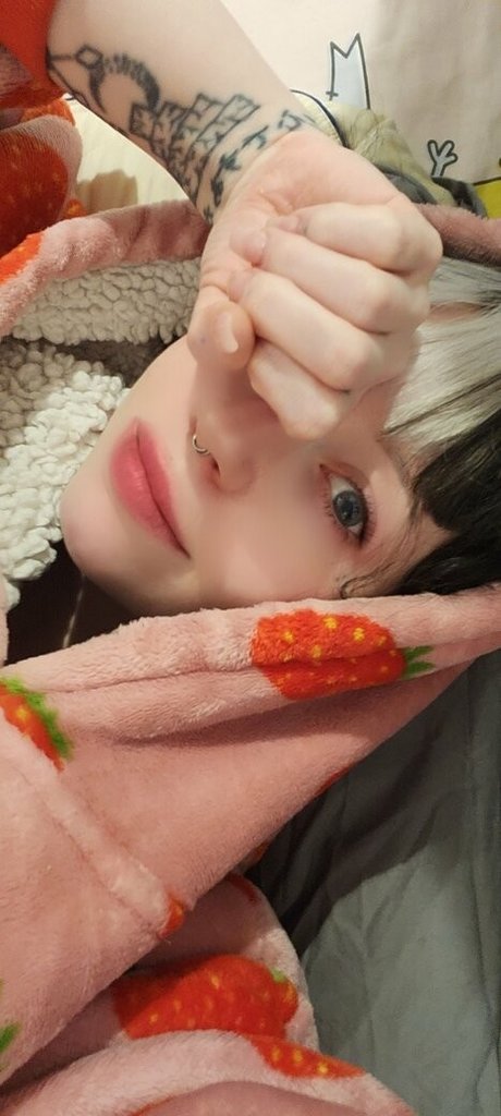 Almalexia hot actress photos