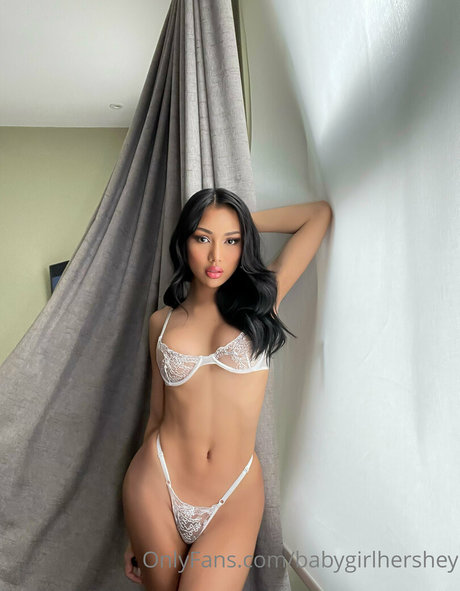 Babygirl Hershey nude actress img