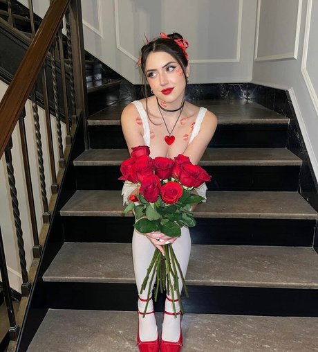 Sophie Silva pornstar naked picture