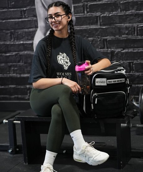 flexwness nice actress images