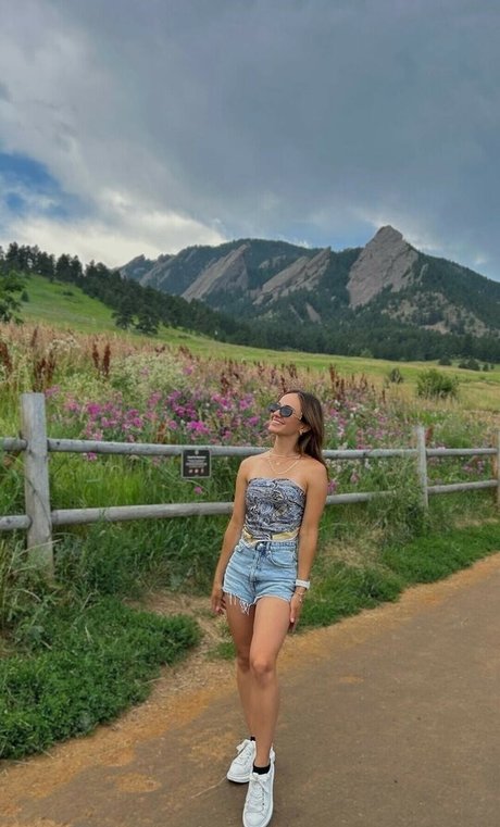 Andrea Guti rrez star high quality galleries