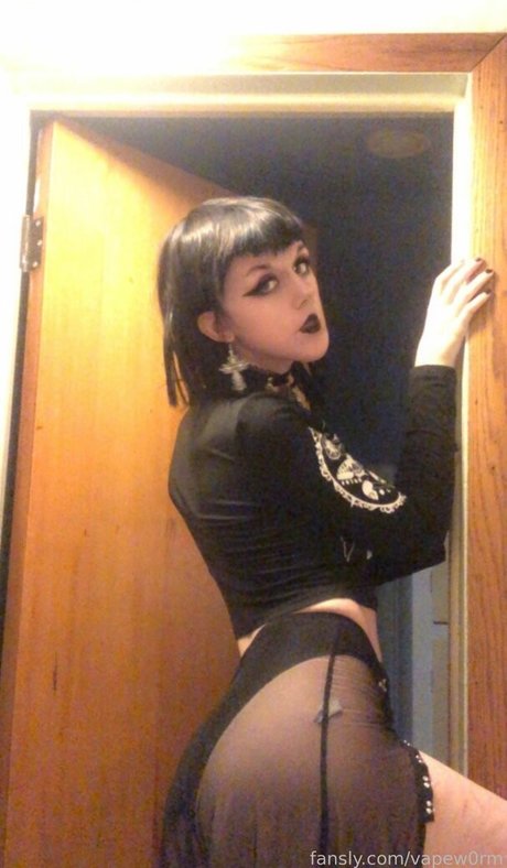 vapew0rm nudes pornstar image