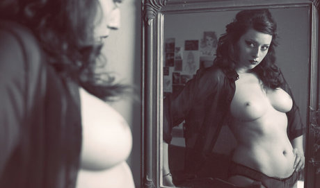 Necianavine beautiful pornstar pictures