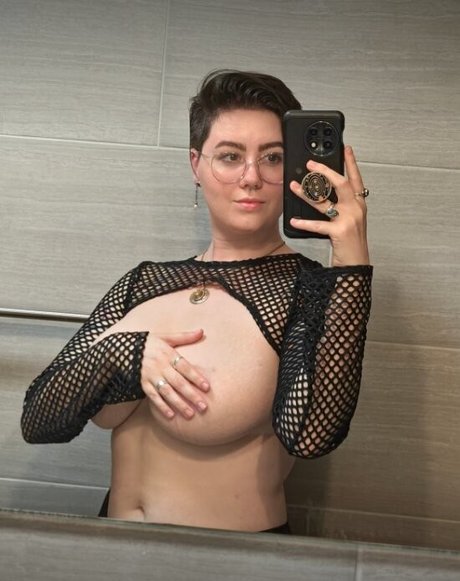 The Audaxity sexy model pictures