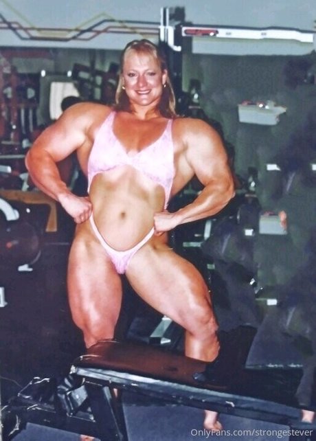 Becca Swanson porn model pictures