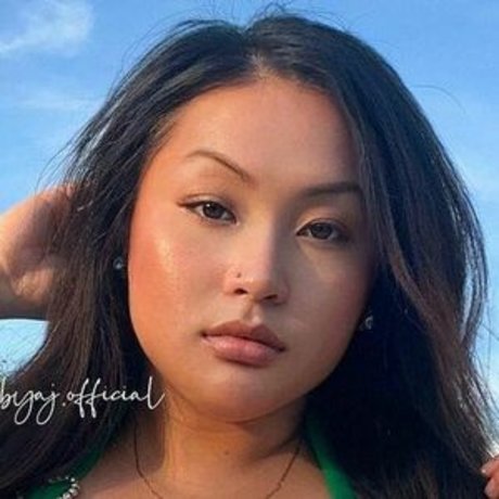 I byaj pornographic model image