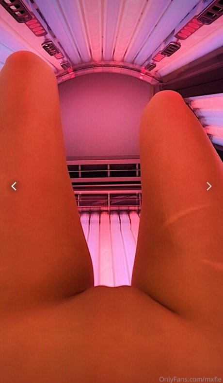 bhadxbambii model nudes pic