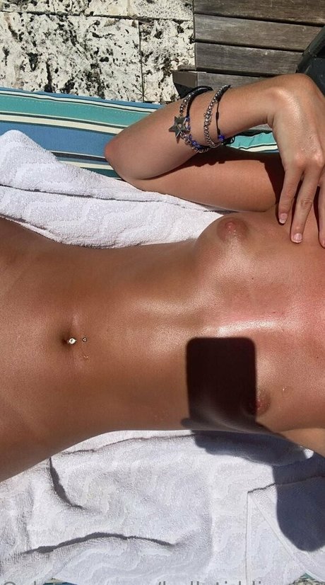 josswrld model sexy image