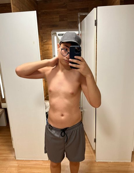 lukecinnabun adult actress photos