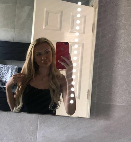 Lily Mcalpine high quality pornstar galleries