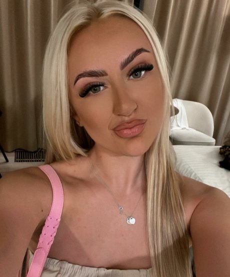 Lily Mcalpine pornstar perfect picture