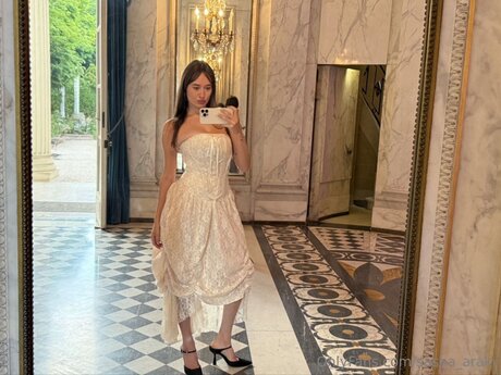 sasha araki sexy star photo