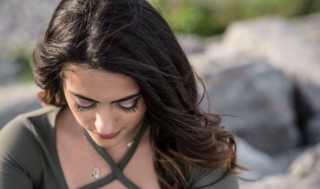 Maria Sharrad perfect star archive