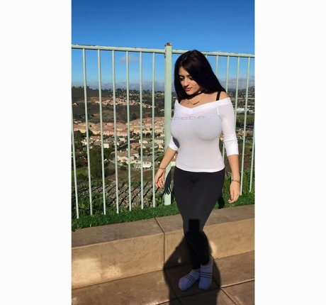 Maria Sharrad model beautiful pic