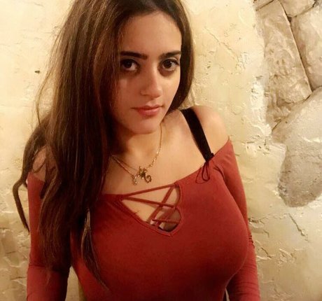Maria Sharrad hot star pics