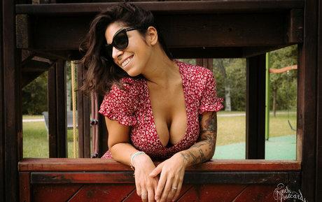 Sara Noli pretty pornstar photo