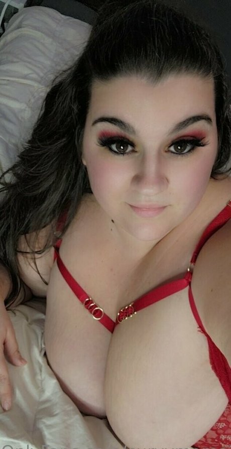 curvymama2020 beautiful model pictures