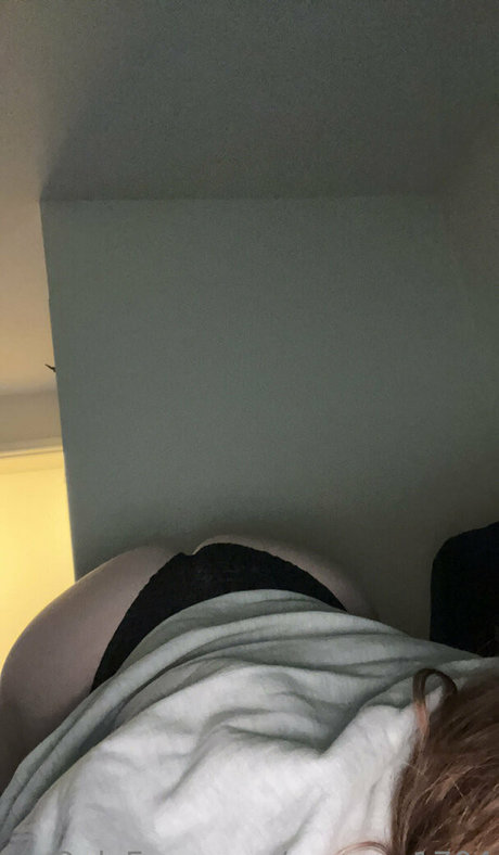 morgan1704 nude pornstar img