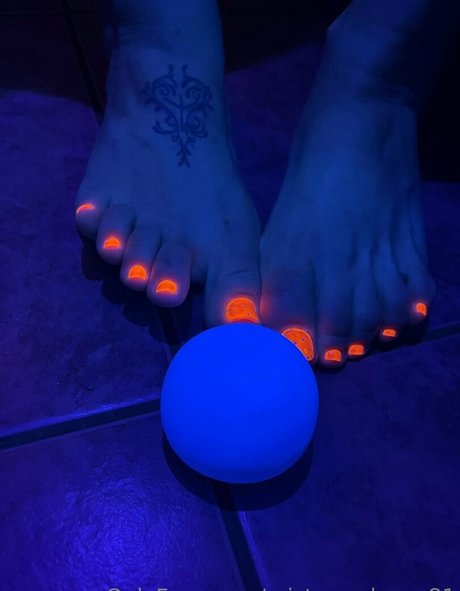 mistresscherry81 perfect actress images