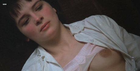 Juliette Binoche pretty pornstar picture