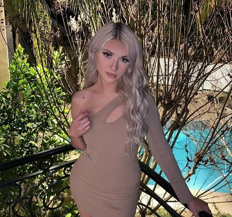 rimariie model perfect img