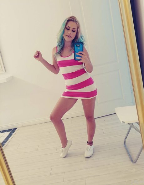 Lilly Lit pornstar free picture