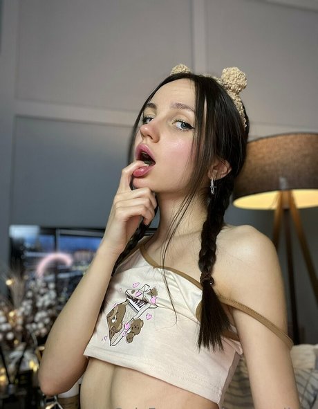 youngy lizzy sex model galleries