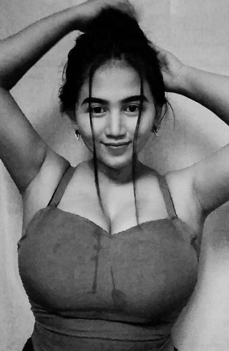 Alfi Ratu Melon beautiful pornstar pic