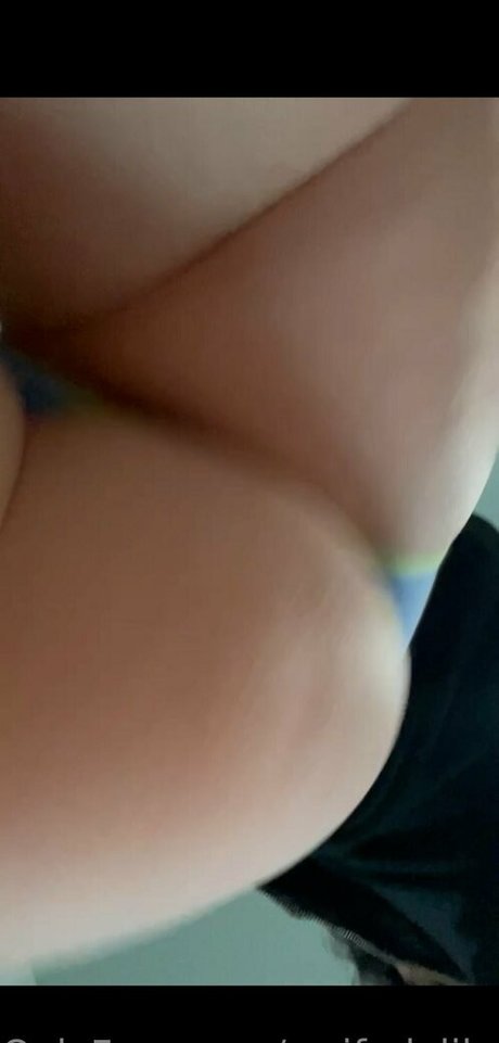 waifuDelilah star pretty pictures