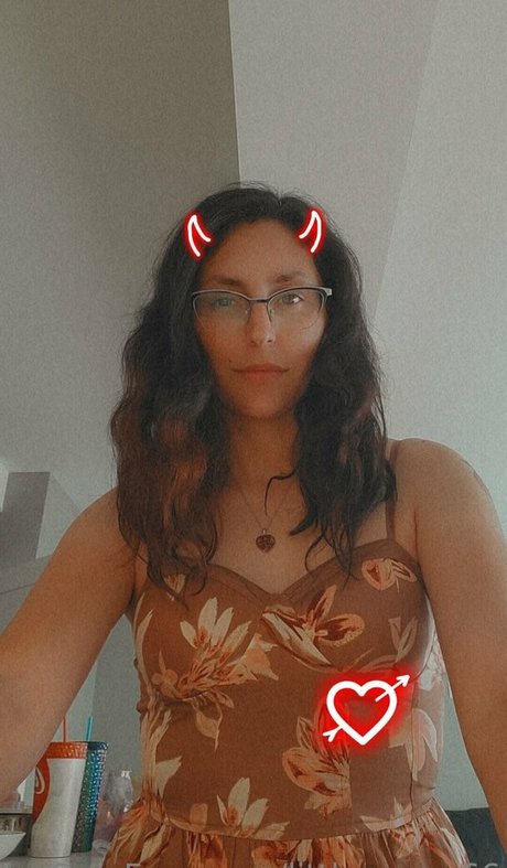 littleeevee66 star top image