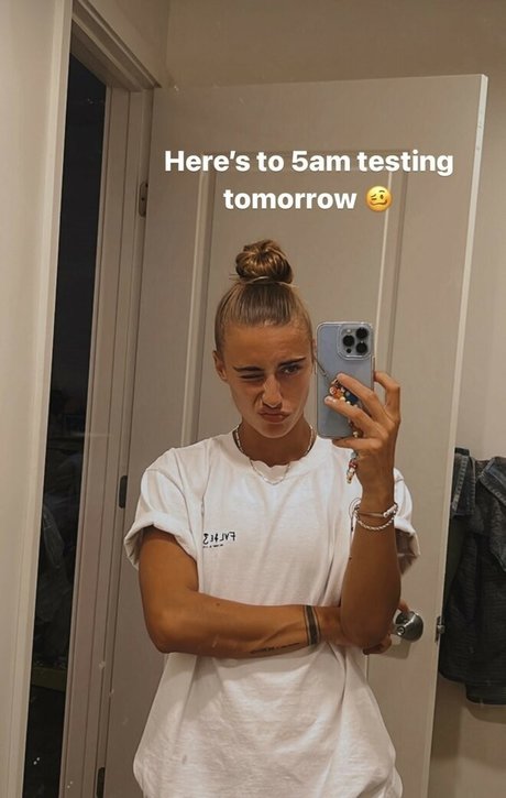 kailanovak adult star pics