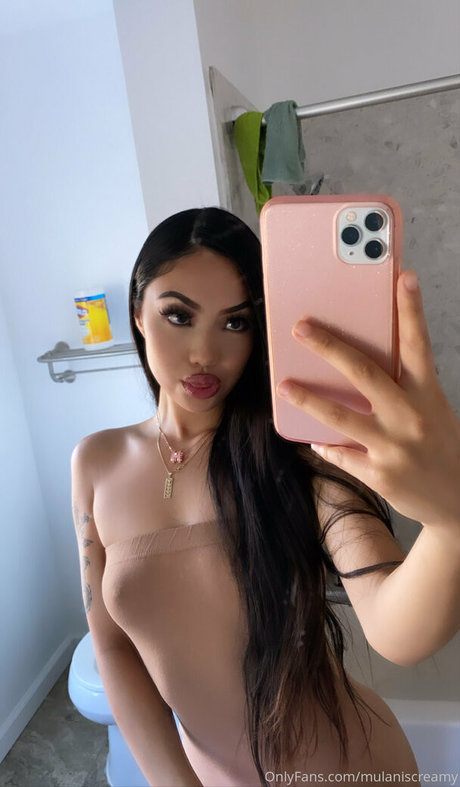 wetaja nudes actress img