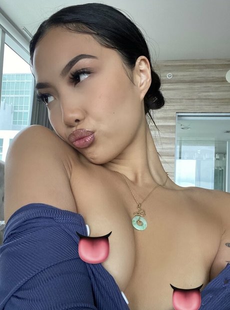 wetaja pornstar free gallery