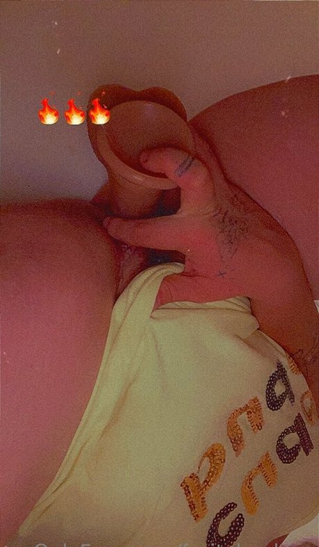 fruityboobies model picture