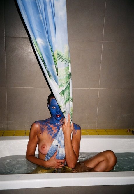 Anna April model naked gallery