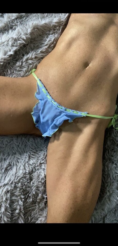 Renee Daniels model top picture