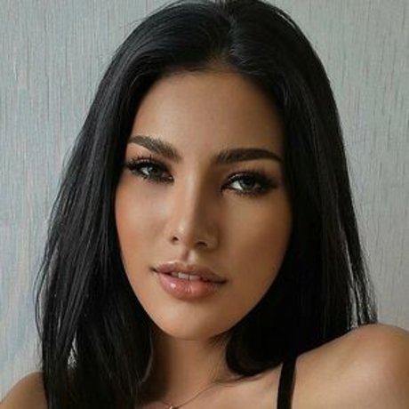 ginasexyladyboy exclusive actress pic