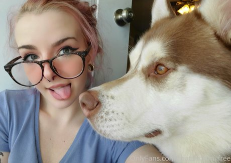 lilydarkofree pornstar high quality photos