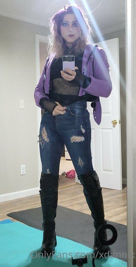 xdannix model sex picture