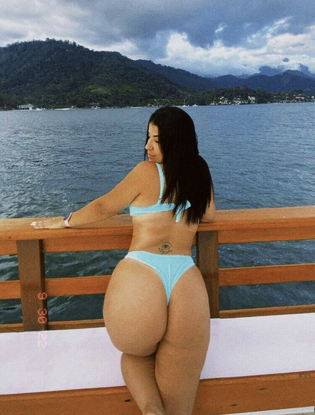 Lisandra Bonatti erotic model galleries