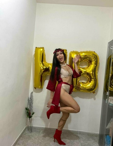 lilyuw88 pretty star photo