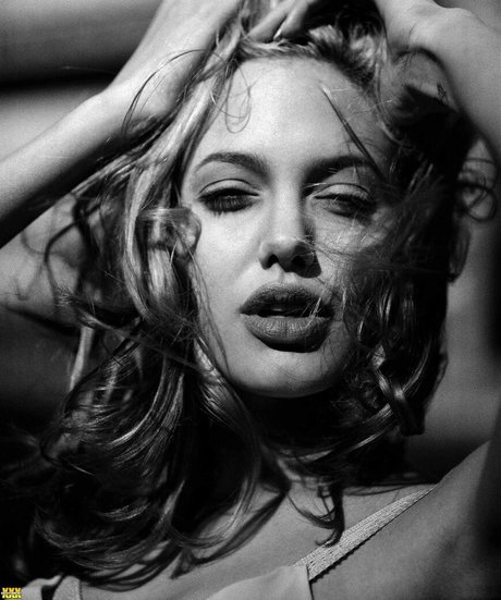 Angelina Jolie model nice pic