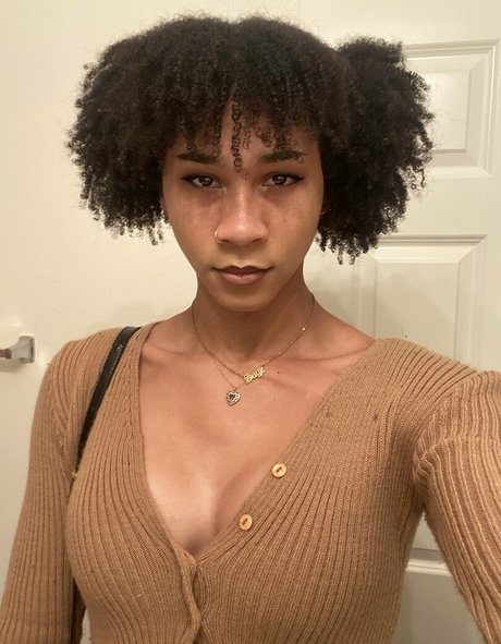 Serena Allure top actress picture