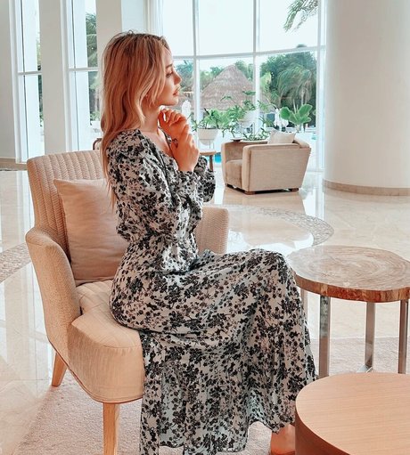 Wengie pornstar art image