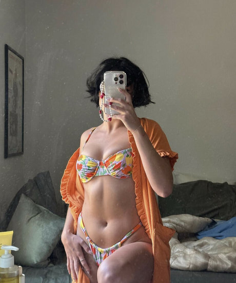 Ebcjpg model xxx pic