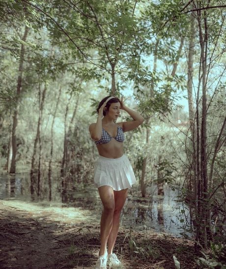 Ebcjpg nudes star image