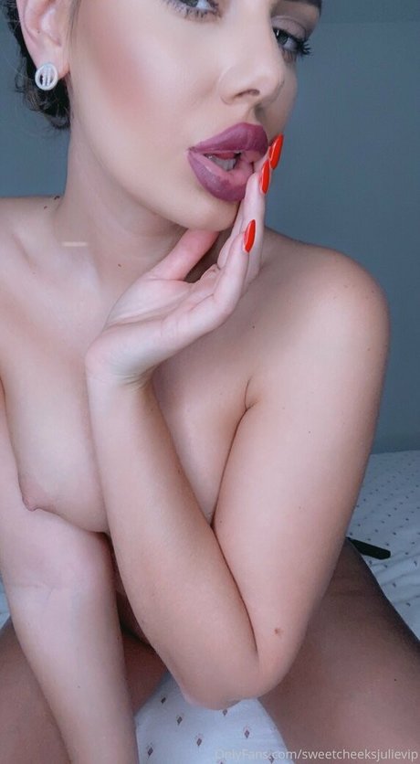 Sweetcheeksjulievip sex actress gallery